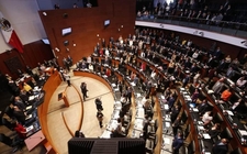 Images_139691_thumb_sesion-en-la-camara-de-1_0_45_1024_637