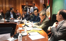 Images_142345_thumb_equipo-transicion-reune-porfirio-munoz