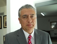 Images_14534_thumb_enrique_serrano_escobar_coordinador_bancada_local_pri_2