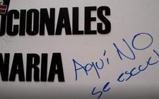 Images_147660_thumb_activistas-protestan-inicio-discusion-creacion