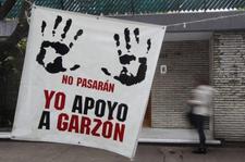Images_1496_thumb_manta_apoyo_garzon
