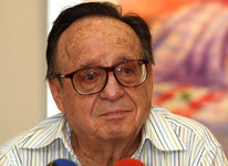 Images_1508_thumb_chespirito370x270