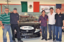 Images_1530_thumb_viva_la_raza