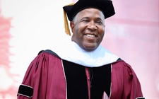 Images_158982_thumb_robert-smith-fundador-firma-inversiones_0_87_1440_896