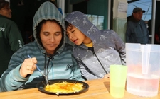 Images_163864_thumb_argentina-crecio-cifras-desnutridos-recesion_0_45_1024_637