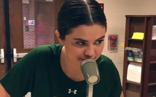 Images_167791_thumb_selena-gomez-danny-jones-middle_0_0_634_395