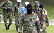 Images_168294_thumb_agresores-dejaron-panfletos-firmados-nombre