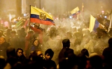 Images_169160_thumb_crisis-pleno-toque-queda-quito_0_23_800_498