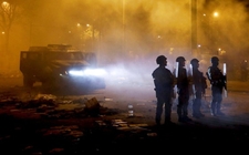 Images_169543_thumb_ejercito-chileno-patrulla-calles-capital_0_18_800_498