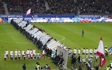 Images_170415_thumb_derribo-simbolico-del-muro-de_0_15_958_596