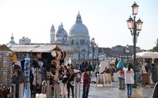 Images_170655_thumb_la-plaza-de-san-marcos_0_31_900_560