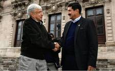 Images_170779_thumb_corral_y_amlo