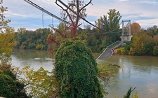 Images_170828_thumb_puente-derrumbo-une-localidades-mirepoix_0_64_800_497_(1)