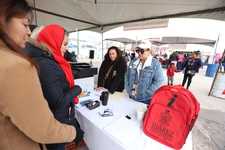 Images_171485_thumb_brinda_educaci%c3%b3n_atenci%c3%b3n__(7)