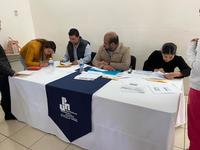 Images_173320_thumb_entrega_de_cheques_2