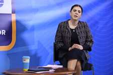 Images_176781_thumb_cinthia