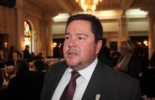 Images_179028_thumb_luis2