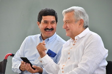 Images_184557_thumb_gobernador_javier_corral_y_el_presidente_andr%c3%a9s_manuel_l%c3%b3pez_obrador