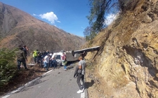 Images_186685_thumb_accidente-zona-montanosa-peru-twitter_1_0_1085_675_(1)