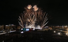 Images_186896_thumb_espectaculo-juegos-pirotecnicos-grito-independencia_0_18_800_498