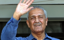 Images_188037_thumb_funeral-abdul-qadeer-khan-domingo_0_95_1025_637