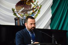 Images_189617_thumb_gabriel-garcia-cantu.pausa_.mx_