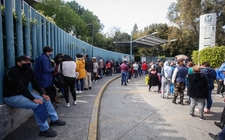 Images_191111_thumb_largas-filas-hospital-raza-araceli_0_35_1200_747