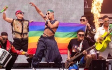 Images_195628_thumb_jhonny