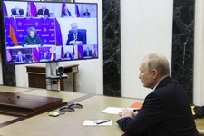 Images_200301_thumb_russia_putin_146877891-min