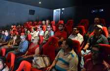 Images_21724_thumb_cine3